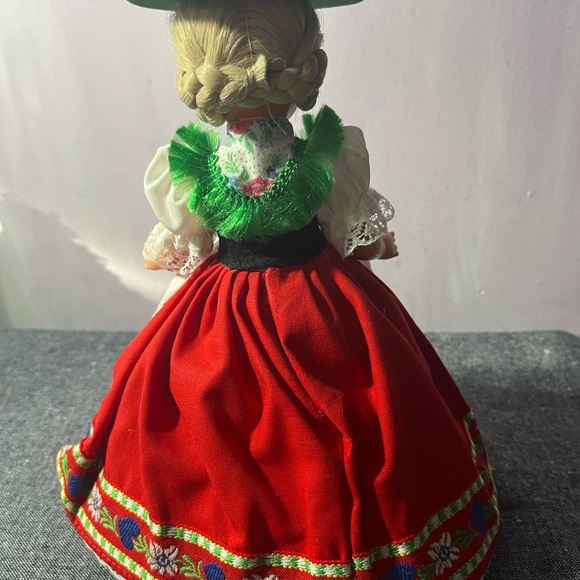 Vintage Swiss Alpine Tyrolean Girl 8.5" Doll Traditional Outfit Mint Condition - Picture 5 of 7